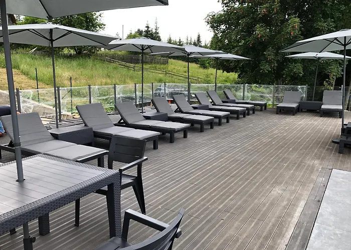 Rich OAK - З Відкритим Панорамний БасейномГотель